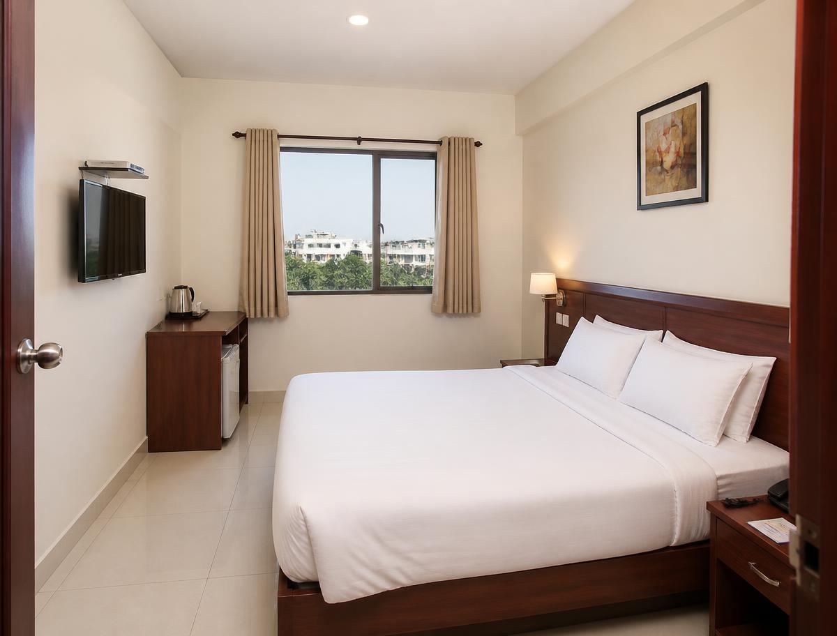 Clean standard budget room